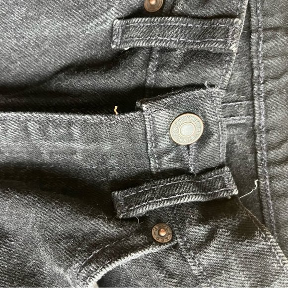 Levi’s Black High Waisted Tapered Jean - Picture 3 of 8